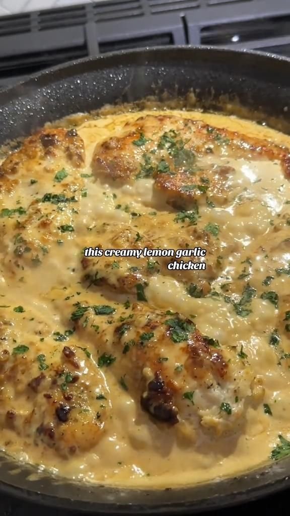 12 Low Calorie High Protein One Pot Recipes That Will Help You Shed Those Extra Pounds! - 2. One-Pot Lemon Garlic Chicken and Broccoli 1